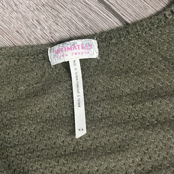 INTIMATELY Free People long sleeve green top size  M - Picture 3 of 4